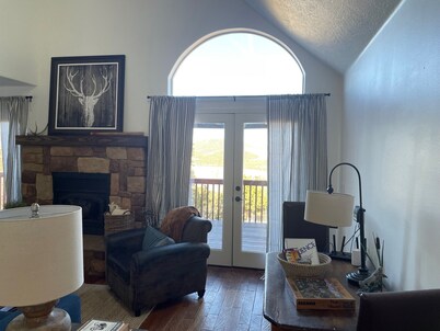 Pine Valley Mountain Cabin — Relax, Explore, Unwind