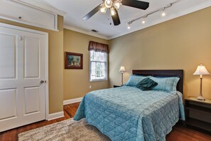 3 Schlafzimmer, Bügeleisen/Bügelbrett, kostenloses WLAN, Bettwäsche