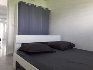 2 Schlafzimmer, Bügeleisen/Bügelbrett, kostenloses WLAN