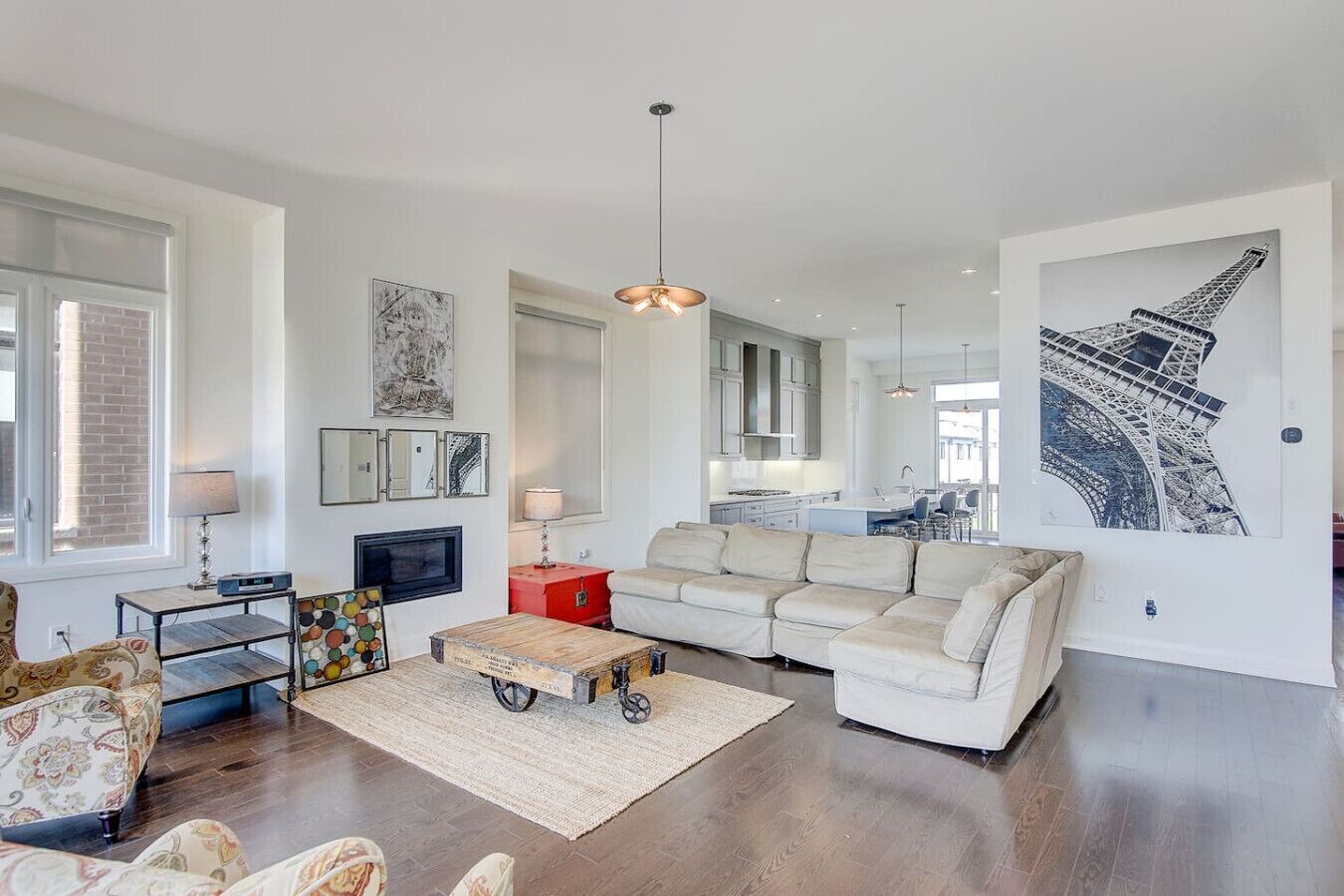 TV, fireplace, stereo