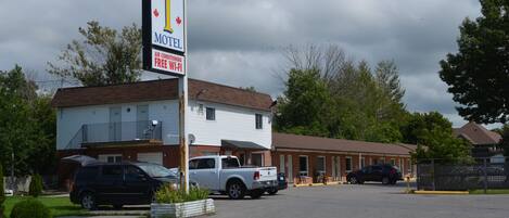 Majoituspaikan julkisivu