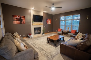 Smart TV, fireplace, books
