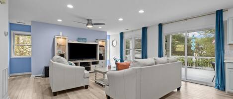 Smart TV, DVD player, stereo