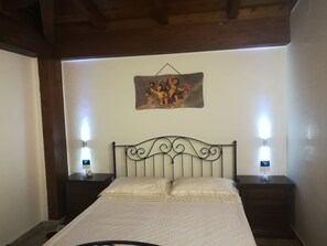 2 camere, ferro/asse da stiro, Wi-Fi