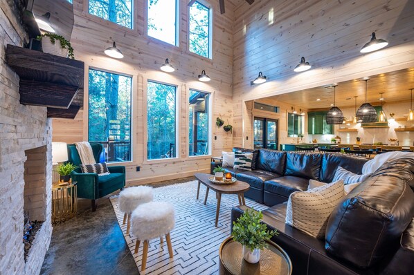 Smart-tv, pejs, videospil, stereoanlæg