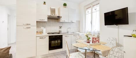 Oven, stovetop, toaster