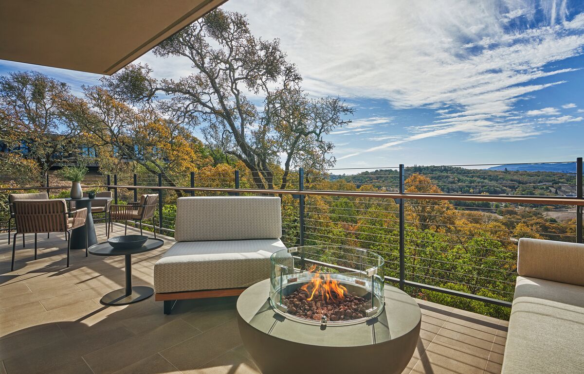 Deluxe Mountain Two Bedroom Suite with King Connector | View from room