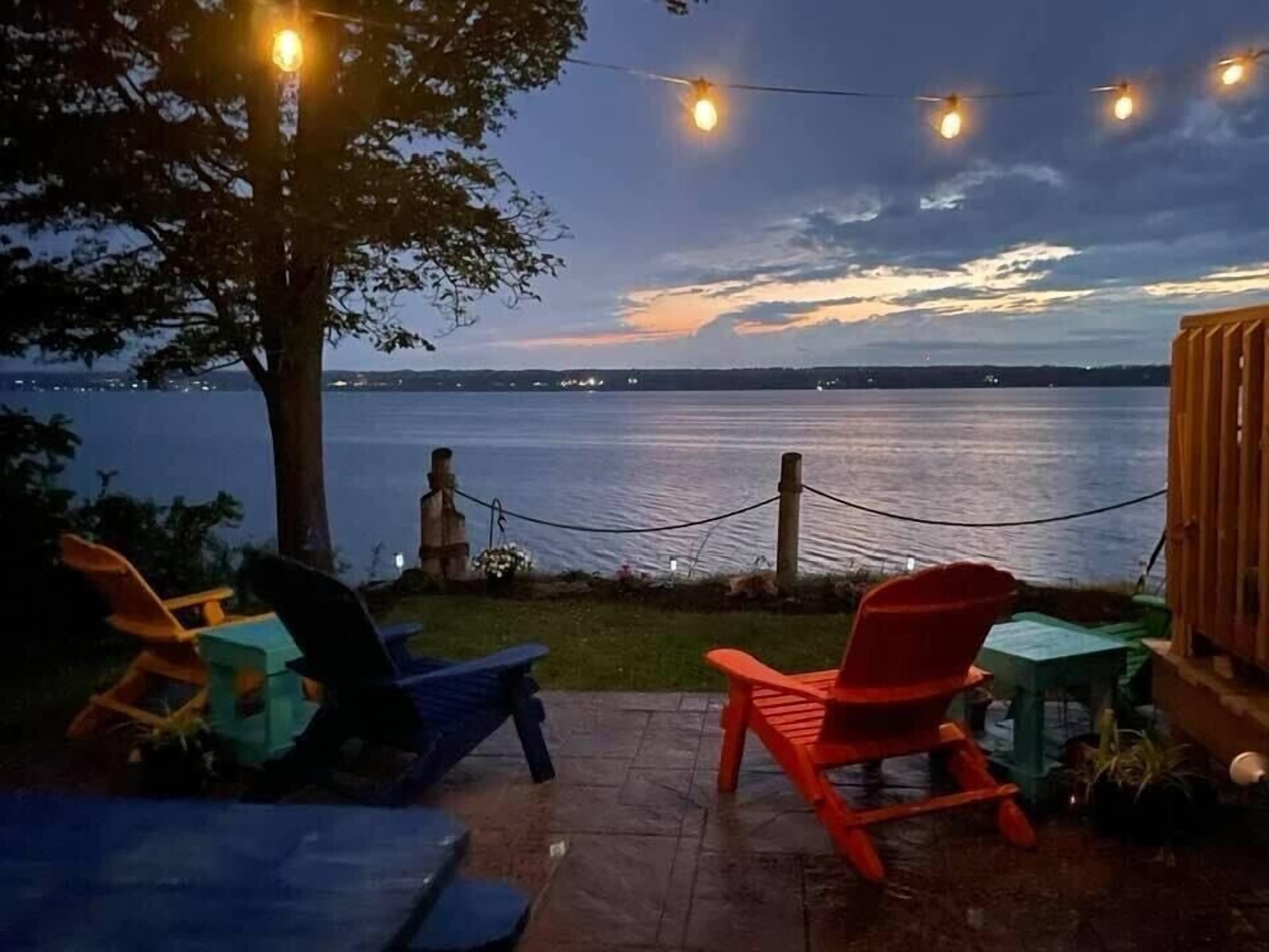 Taste of Serenity 🍇Wine Trl, Sunsets, Private Beach/Dock/Romantic views! 🍷