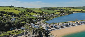 19 At The Beach - Wi-Fi, Parking