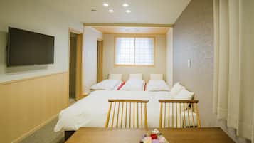 Japanese Western Style Family Room, Non Smoking | Desk, WiFi (free)