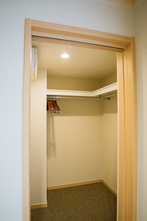 وسيلة راحة في الغرفة