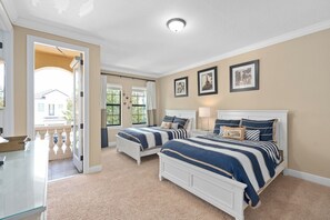 5 Schlafzimmer, Schreibtisch, Bügeleisen/Bügelbrett, kostenloses WLAN