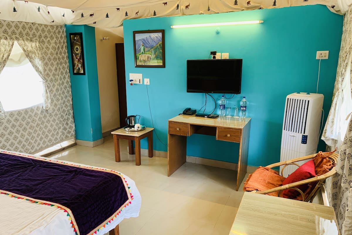 Luxury Swiss Cottage Tent | AccĂšs au Wi-Fi (inclus)