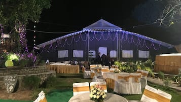 Maharaja Group Tent | Wi-Fi gratuito