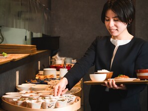 Daily breakfast for a fee - Business Hotel Hane Ise Inter (Ise)