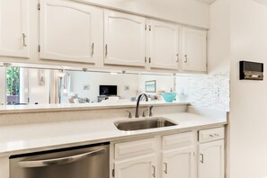 Interior - Second-floor condo w/beach access, shared outdoor pool & tennis court! (Navarre Beach)