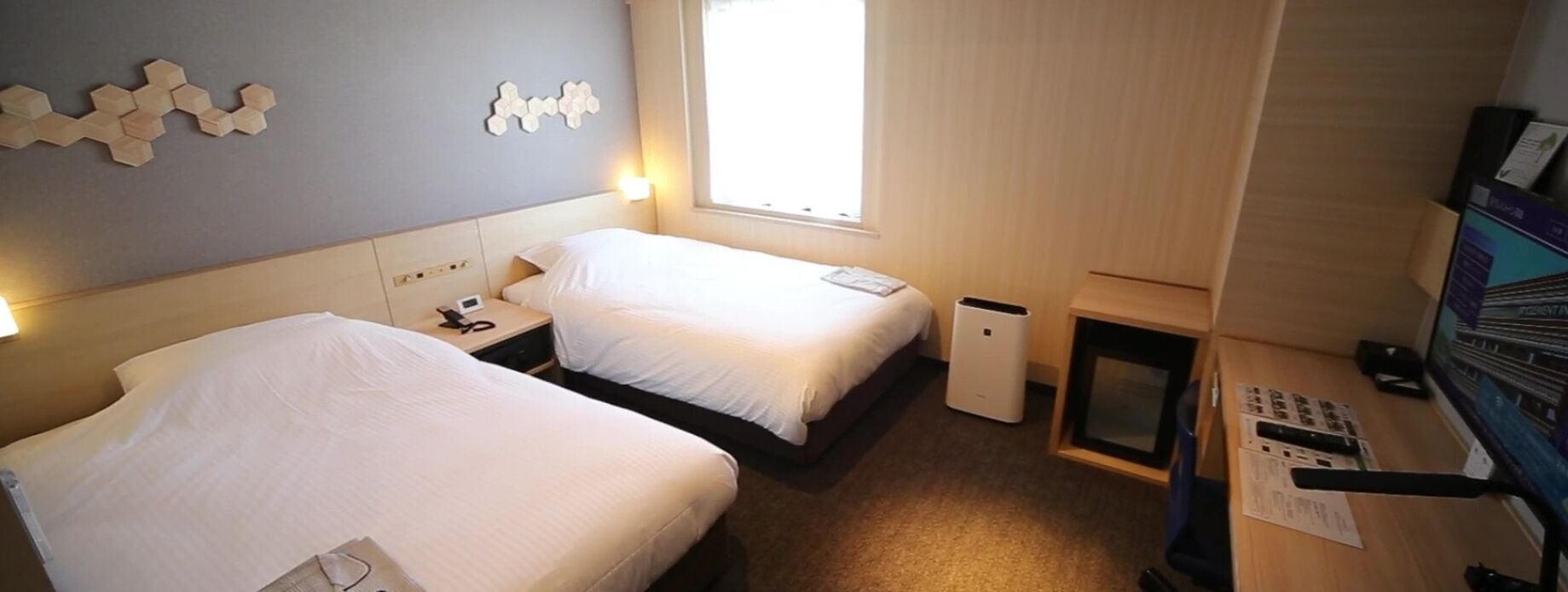 twin room | in-room safe, desk, laptop workspace, blackout curtains