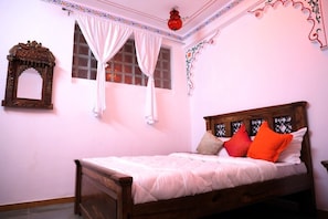 Superior Double Room | Free WiFi - Hotel Dhola Ghat Haweli (Udaipur)