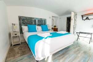 Double Room, Garden View (Azahar) | Premium bedding, down comforters, pillowtop beds, minibar