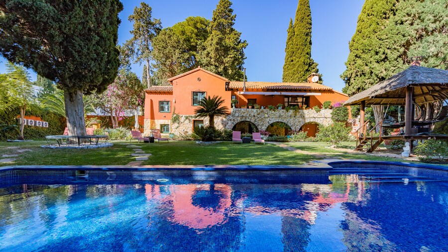 Casa Paraiso Boutique B&B