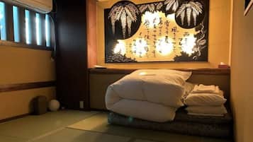 Free WiFi, bed sheets