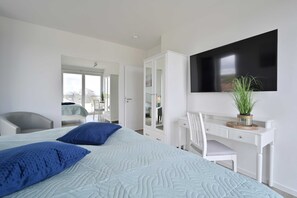 3 Schlafzimmer, Schreibtisch, Reisekinderbett, WLAN