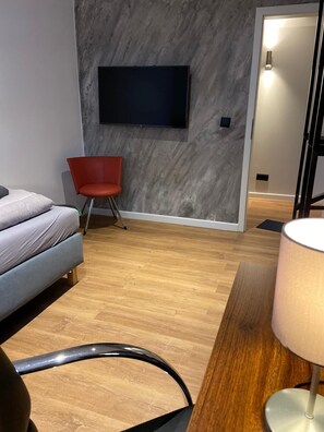 7 bedrooms, soundproofing, free WiFi - City Maritim Rooms (Bremerhaven)