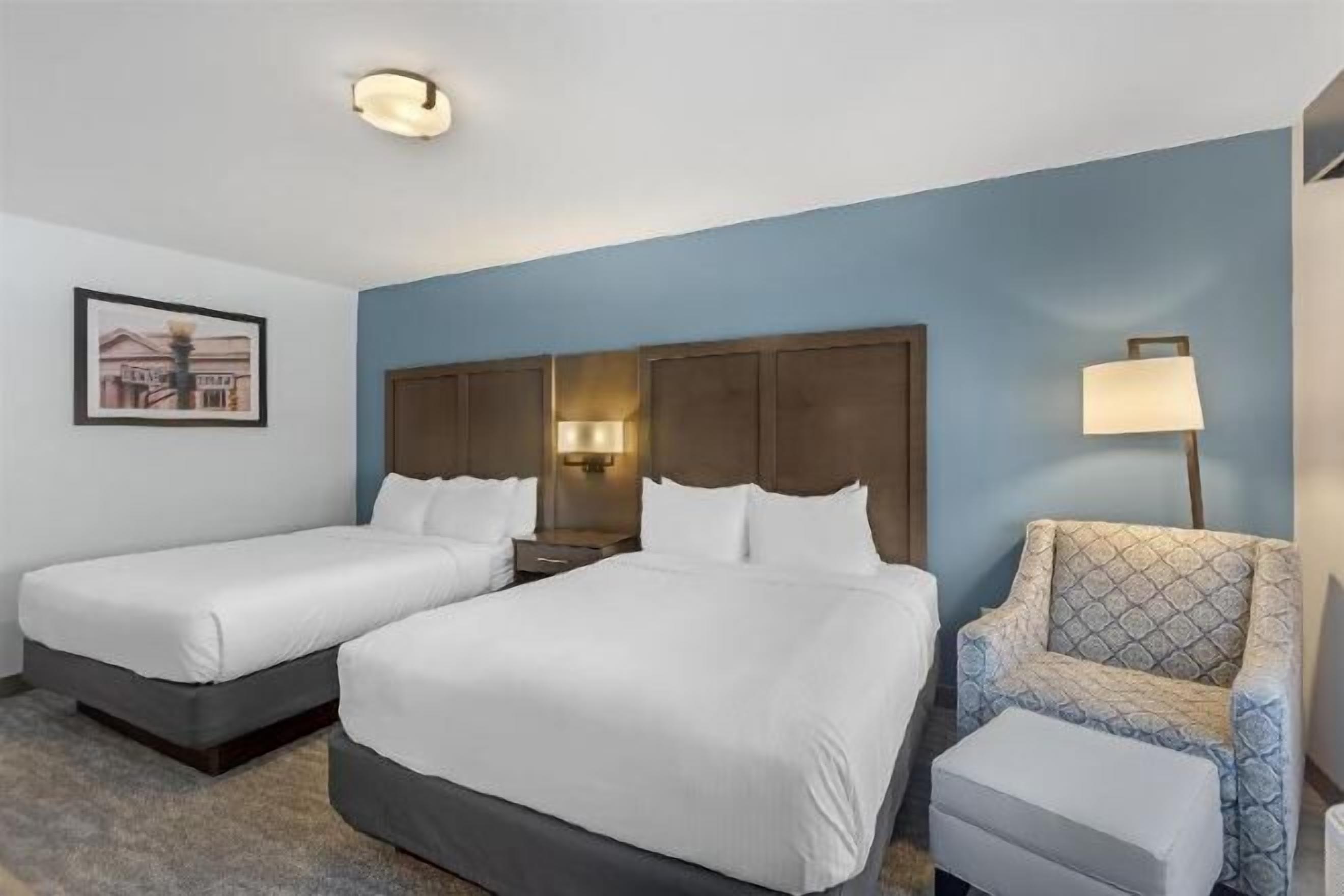 Premium bedding, pillowtop beds, in-room safe, desk