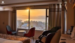 Junior-Zimmer, 1 King-Bett und Schlafsofa, Meerblick