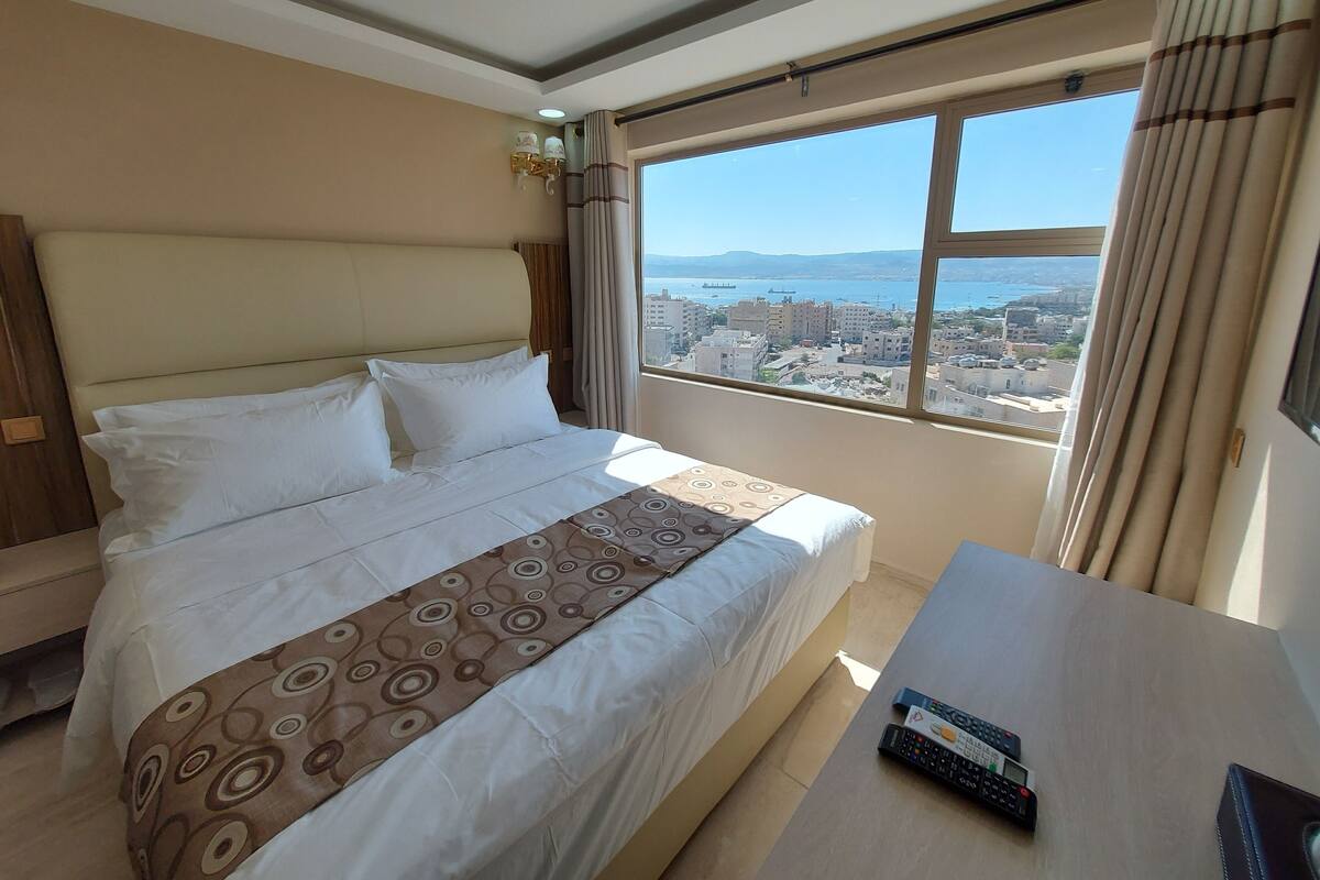 Minibar, in-room safe, desk, laptop workspace