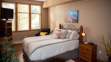 2 slaapkamers, een strijkplank/strijkijzer, gratis wifi, beddengoed