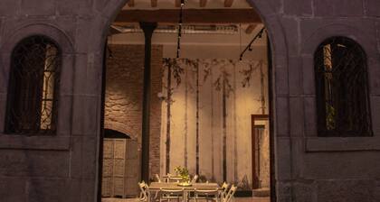 The House of the Miracle. Floor 2; 4 bedrooms.