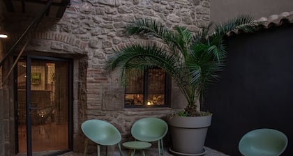 La Casa Del Miracle. 2 bedroom apartment.