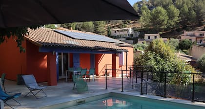 House in the heart of Provence, in Sainte Beaume, ideal for families