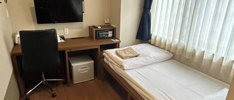 1 chambre, bureau, Wi-Fi gratuit, draps fournis