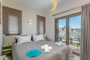 4 slaapkamers, een strijkplank/strijkijzer, gratis wifi, beddengoed