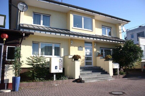 Exterior - Hotel Fasanenhof (Kelsterbach)