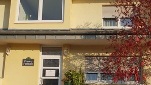 Unclassified image, 2 of 8, button - Hotel Fasanenhof (Kelsterbach)