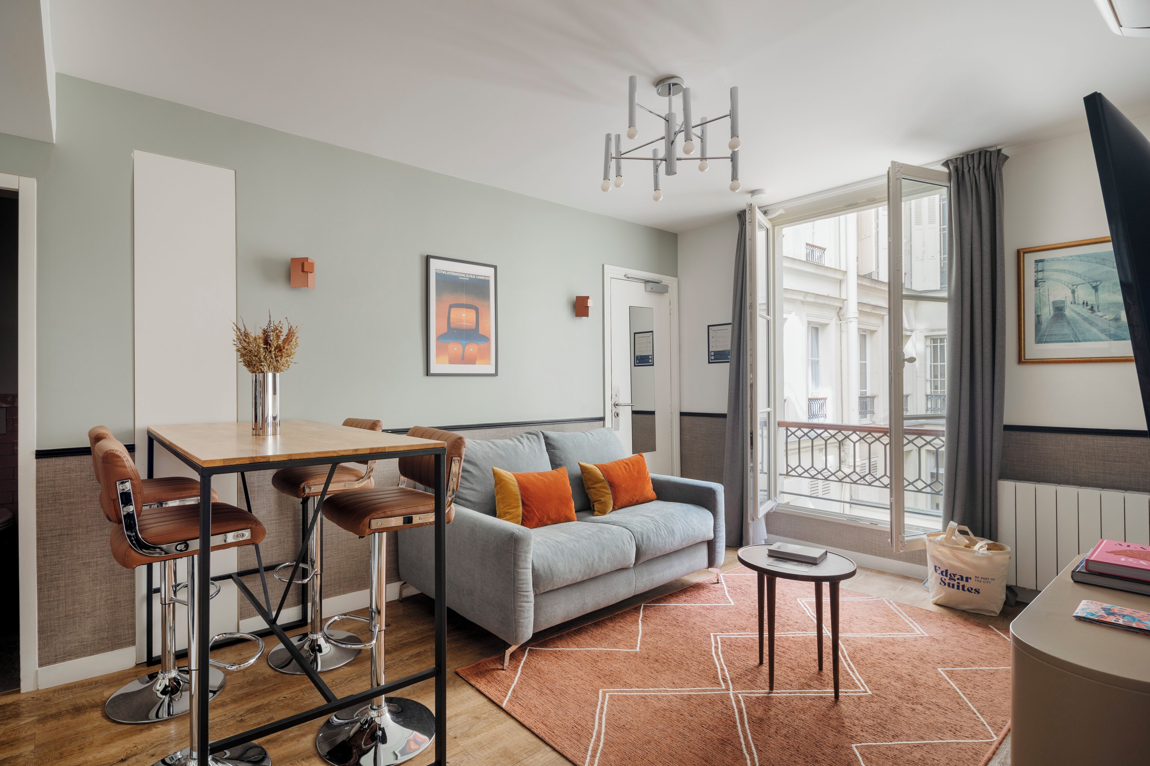 Apartment N°3 : 1-bedroom | Premium bedding, pillowtop beds, desk, laptop workspace