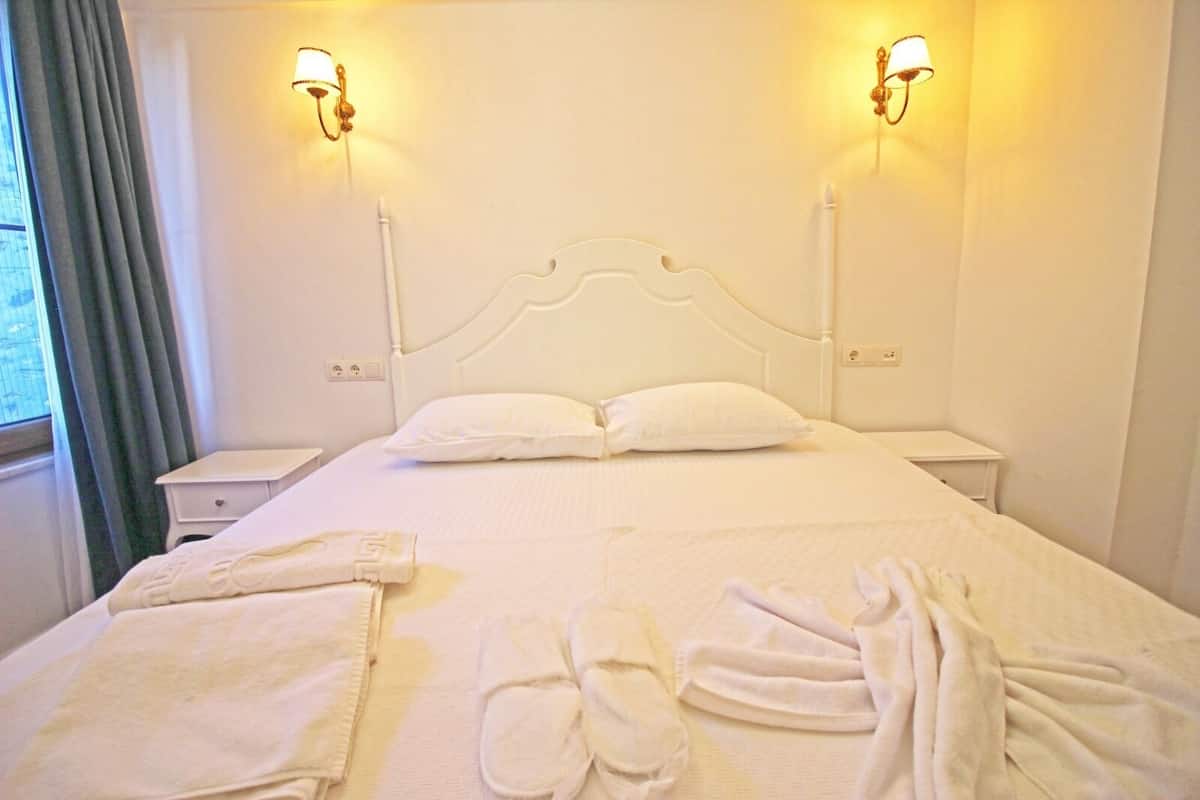 Standard Double Room | Desk, free WiFi, bed sheets