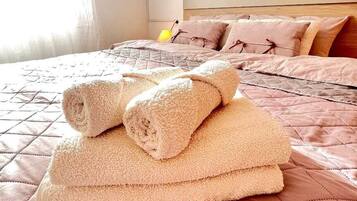 2 chambres, fer et planche Ă repasser, lit parapluie, Wi-Fi