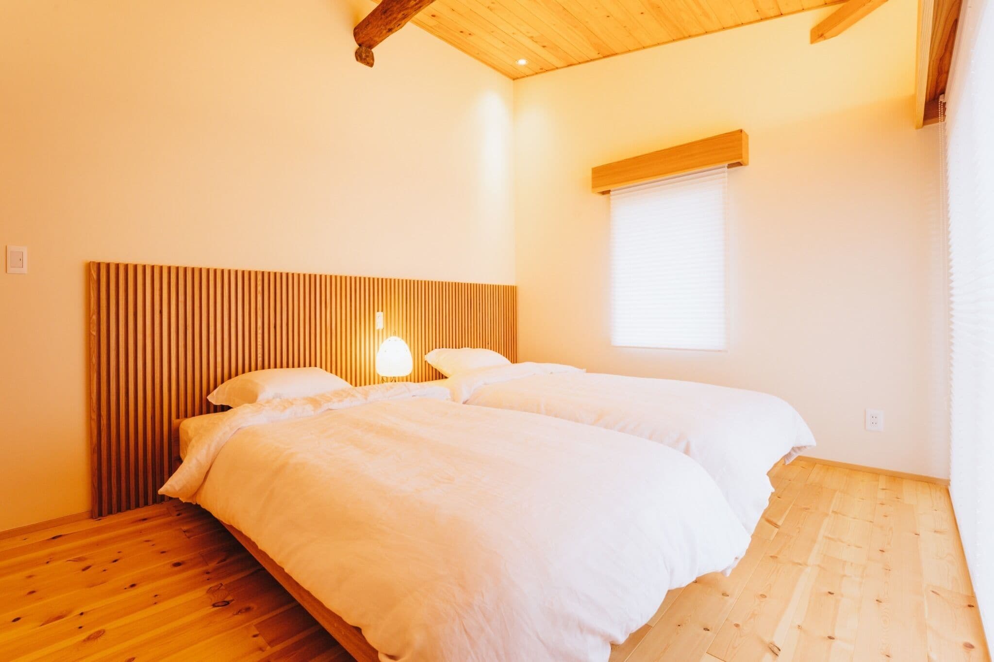 2 bedrooms, desk, free WiFi, bed sheets