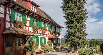 Ferienwohnung "Risthof 3" mit Balkon, Gemeinschaftsgarten, Sauna und Spielplatz