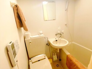 Hair dryer, towels - Single room Special Standard plan with breakfast / Higashimurayama Tokyo (Higashimurayama)