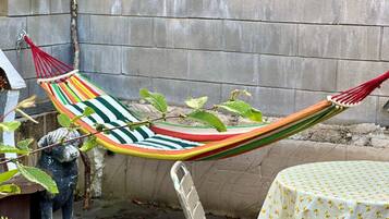 屋外ダイニングエリア