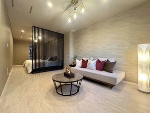 4 bedrooms, desk, iron/ironing board, free WiFi - Private house3 showers4 mins  Namba by train - Mon World Tea House / Osaka Ōsaka (Osaka)