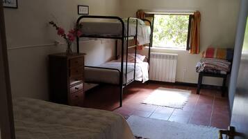 1 bedroom, free WiFi, bed sheets, wheelchair access
