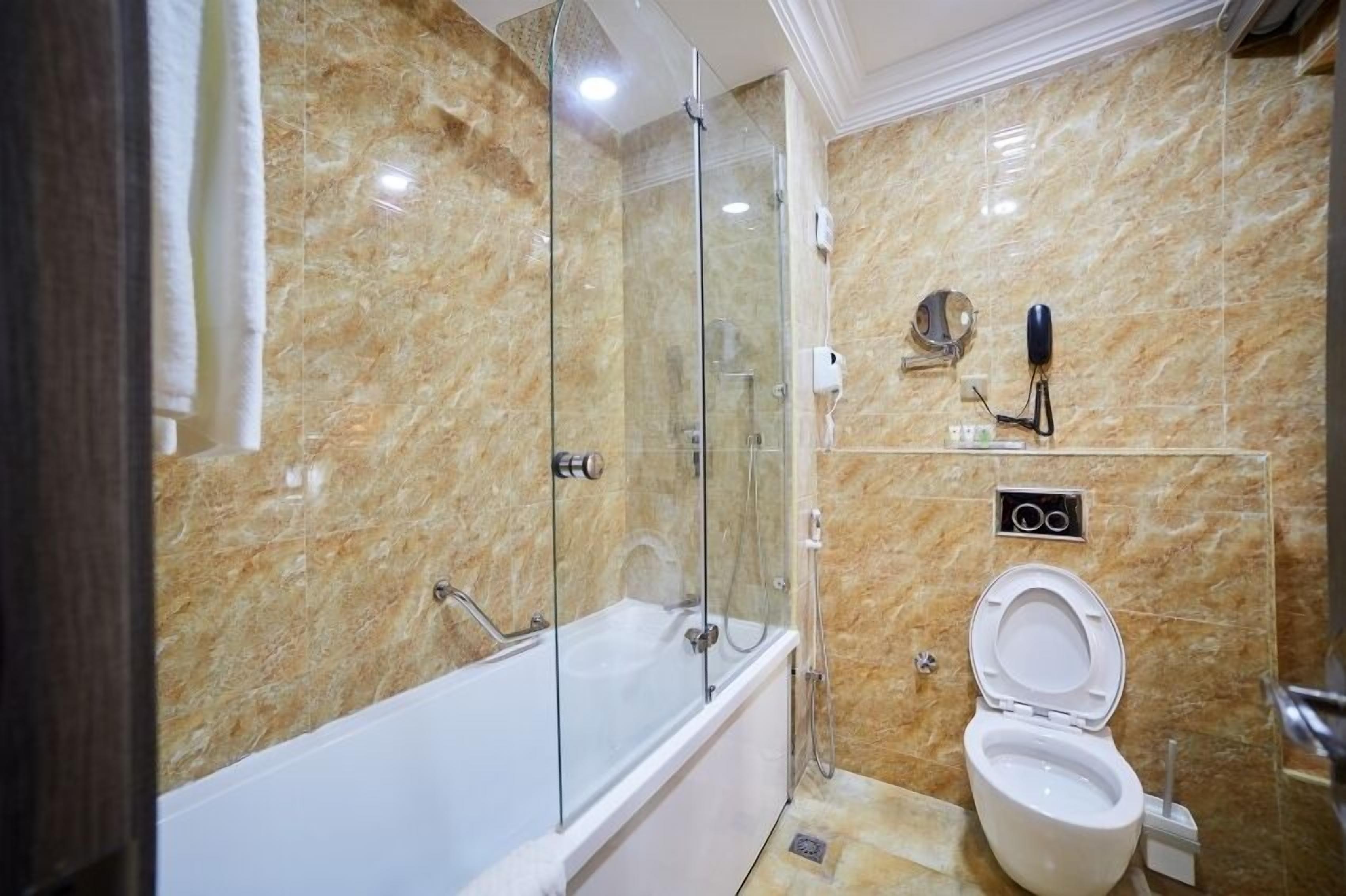 free toiletries, towels, soap, shampoo