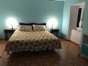 1 Schlafzimmer, Bügeleisen/Bügelbrett