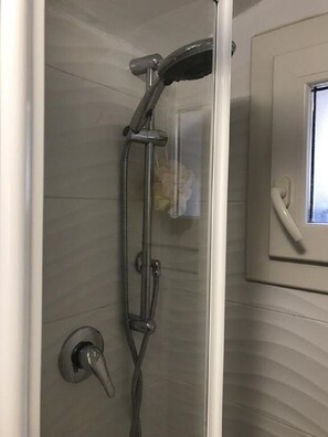 Free toiletries - The General's house (Grotte di Castro)